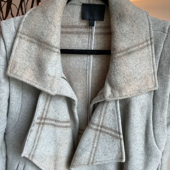 INTERMIX Wool-Blend Plaid Coat - Size Small - Picture 4 of 5